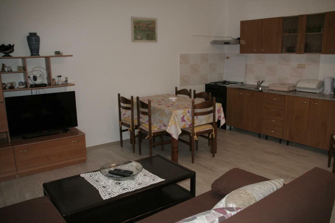 Apartmani Huljev Primošten Exteriér fotografie